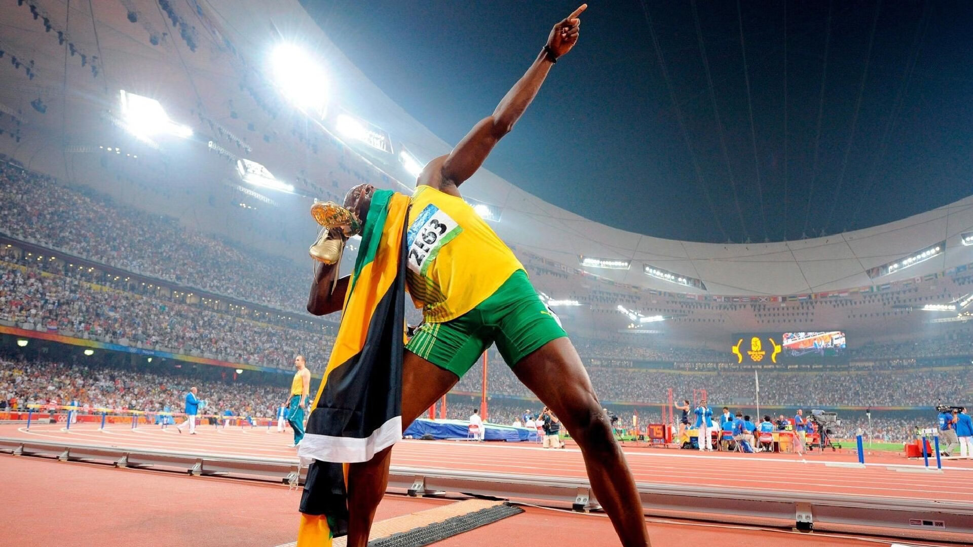 开云体育-绿茵焦点，哈兰德闪耀全场，AC米兰力克勒沃库森